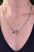 Collier gros maillons argenté - Touche rose raffinée